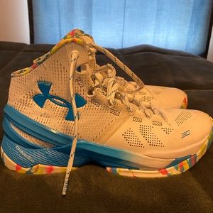 Curry 2 surprise party